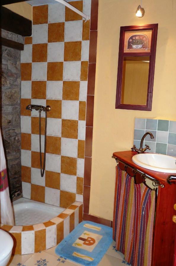 Appartamento La Colmenita Navalsaz Esterno foto